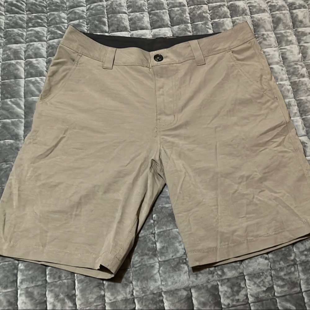 Prana Tan Flat Front Shorts Lightweight Casual
A34